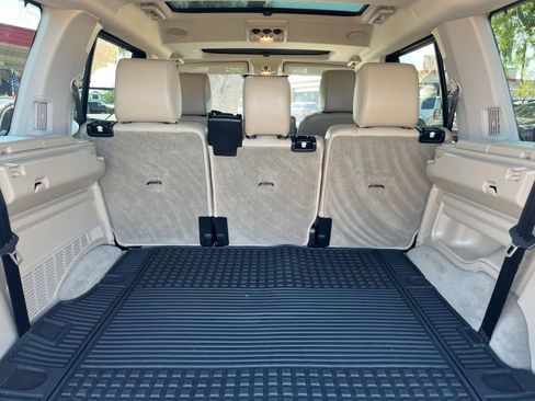 Used 2016 Land Rover LR4 HSE LUX image 42