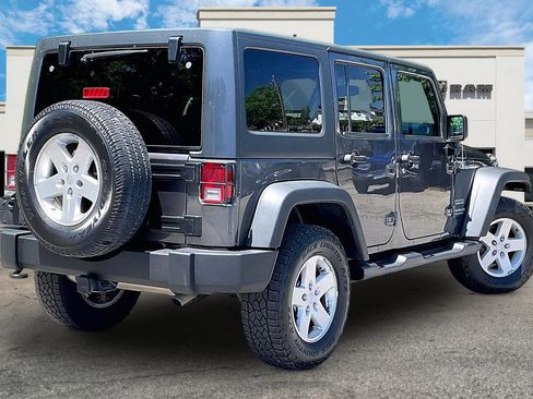 Used 2017 Jeep Wrangler Unlimited Sport w/ Quick Order Package 24S AWD/4WD image 2