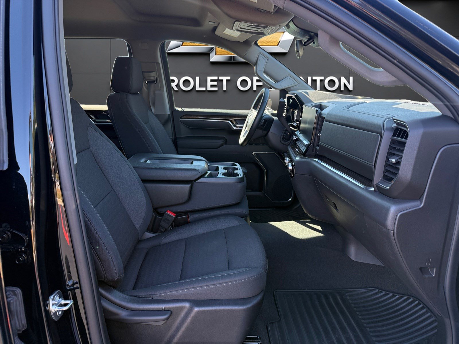 Used 2025 GMC Sierra 1500 Elevation AWD/4WD image 13