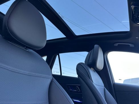 New 2026 Mercedes-Benz GLC 300 4MATIC image 17