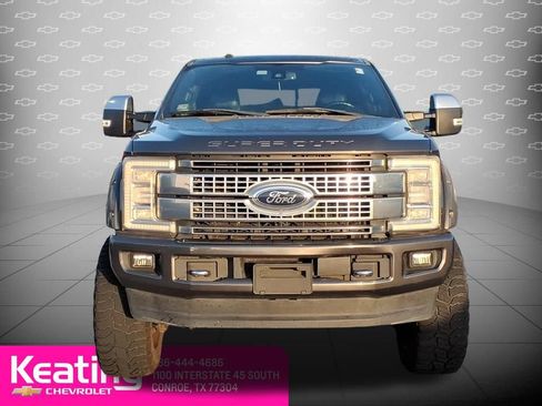 Used 2017 Ford F250 Platinum w/ Platinum Ultimate Package AWD/4WD image 10
