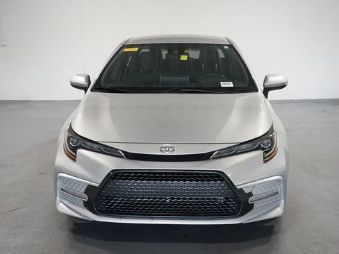 Certified 2021 Toyota Corolla SE FWD image 2