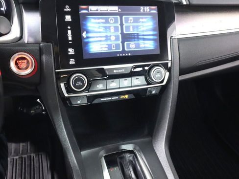 Used 2018 Honda Civic Touring image 15