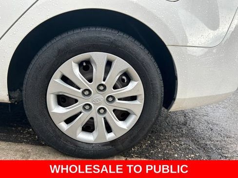 Used 2010 Kia Forte EX FWD image 37