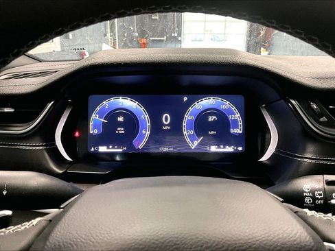 Used 2024 Jeep Grand Cherokee L Limited image 14