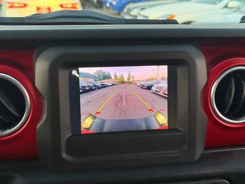 Used 2020 Jeep Gladiator Rubicon image 27