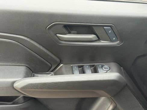 Used 2024 Chevrolet Colorado W/T image 16