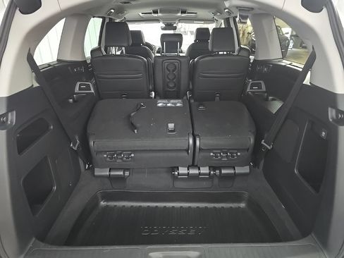 Used 2022 Honda Odyssey Touring image 12