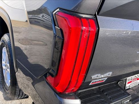 Used 2024 Toyota Tundra SR5 image 33