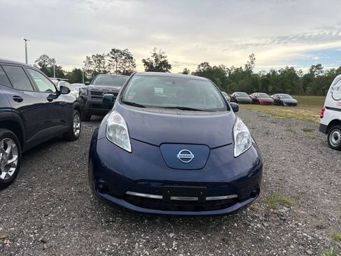 Used 2017 Nissan Leaf S FWD image 2