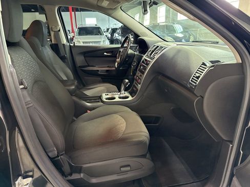 Used 2011 GMC Acadia SLE FWD image 35