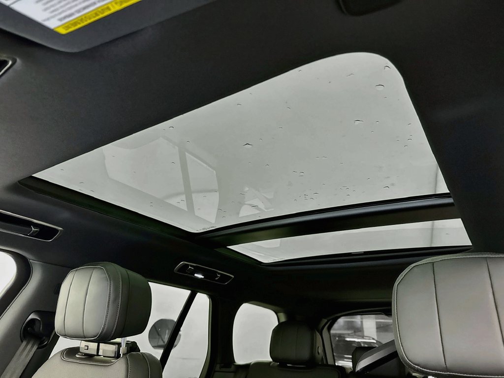New 2027 Land Rover Range Rover SE AWD/4WD image 22