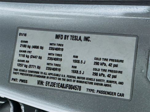 Used 2018 Tesla Model 3 Long Range image 52