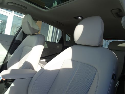 New 2026 Hyundai Kona Limited image 10