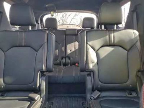 Used 2025 Honda Pilot TrailSport image 6