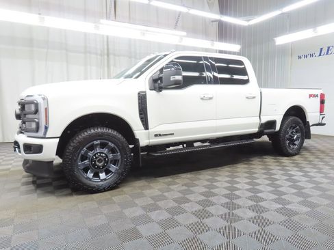 Used 2024 Ford F250 Lariat w/ Sport Appearance Package AWD/4WD image 7