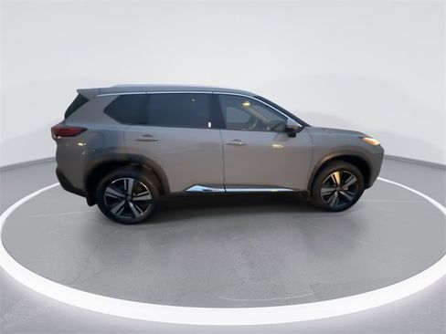 Certified 2023 Nissan Rogue SL image 9