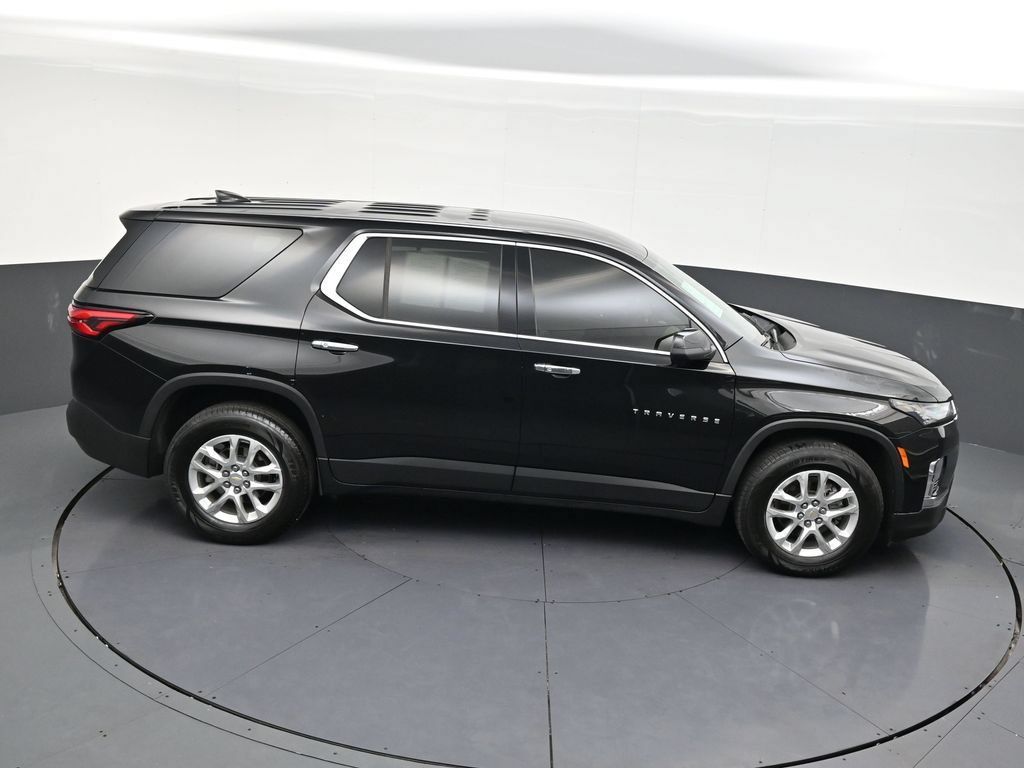 Used 2024 Chevrolet Traverse LS FWD image 14