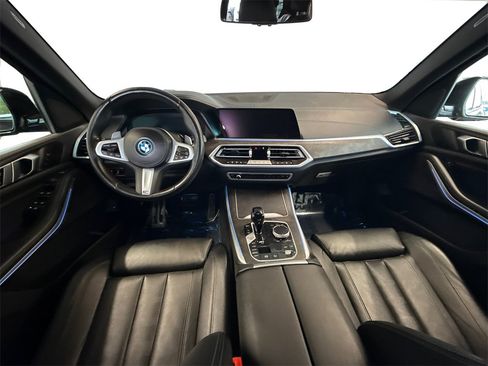 Certified 2022 BMW X5 xDrive45e w/ M Sport Package image 19