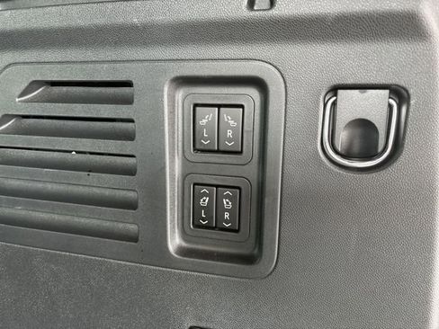 Certified 2024 Chevrolet Traverse RS image 18