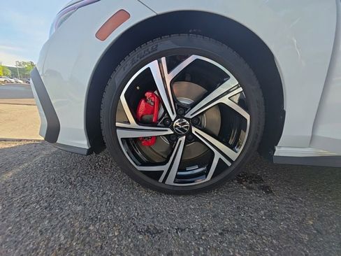 Used 2025 Volkswagen GTI SE FWD image 23