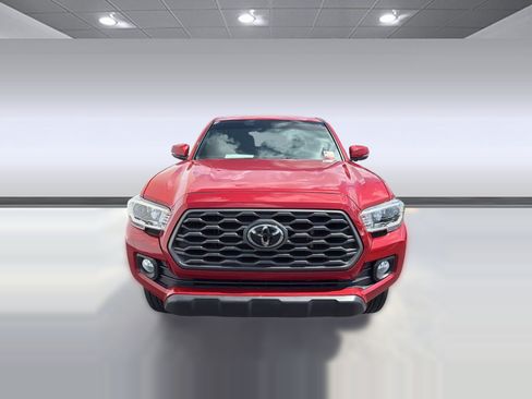 Certified 2021 Toyota Tacoma TRD Off-Road w/ Technology Package AWD/4WD image 6