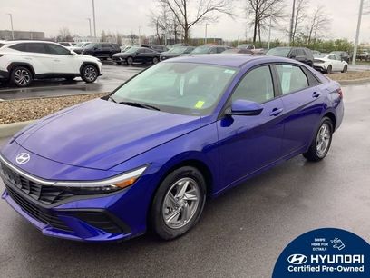Used 2025 Hyundai Elantra SE