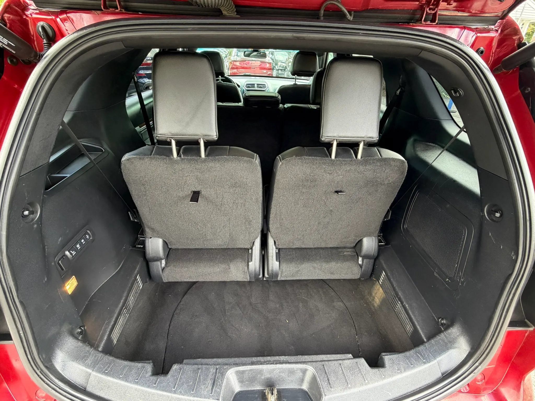 Used 2016 Ford Explorer Limited w/ Equipment Group 301A FWD image 37