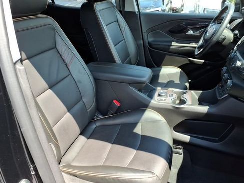 Used 2024 GMC Terrain AT4 w/ Infotainment Package II AWD/4WD image 25