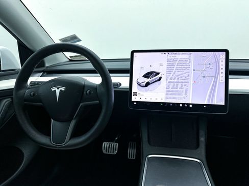 Used 2022 Tesla Model Y Performance AWD/4WD image 3