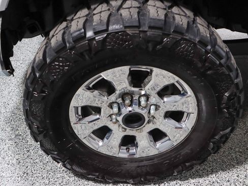 Used 2020 Ford F250 Lariat w/ Lariat Value Package image 11