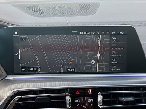 Used 2022 BMW X6 xDrive40i w/ Premium Package image 13