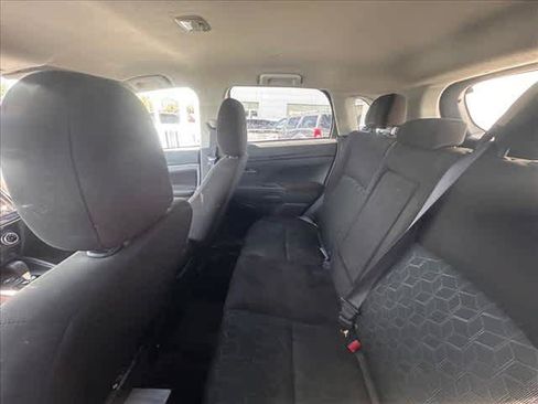Used 2022 Mitsubishi Outlander Sport LE AWD/4WD image 4
