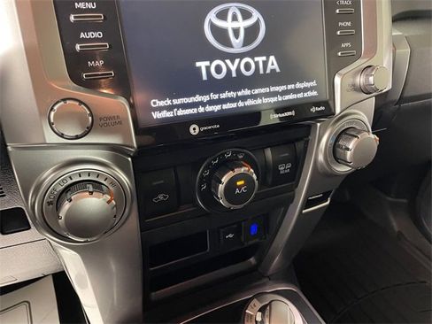Used 2022 Toyota 4Runner SR5 Premium image 8