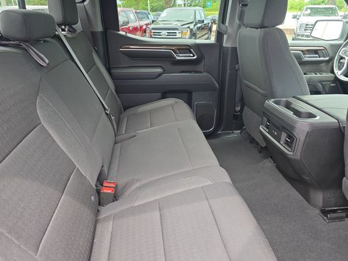 Used 2024 Chevrolet Silverado 1500 RST w/ Redline Edition AWD/4WD image 12