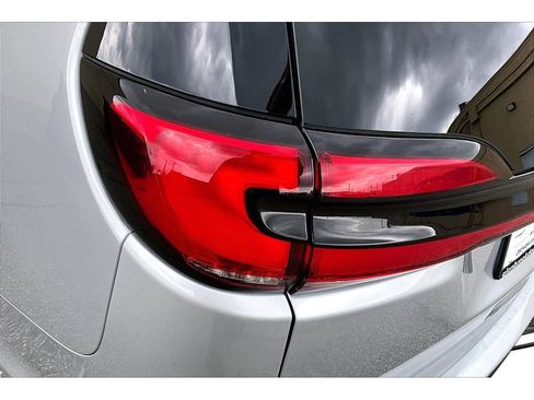 Used 2026 Chrysler Pacifica Premium FWD image 37