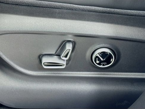 Used 2025 Maserati Grecale GT AWD/4WD image 20