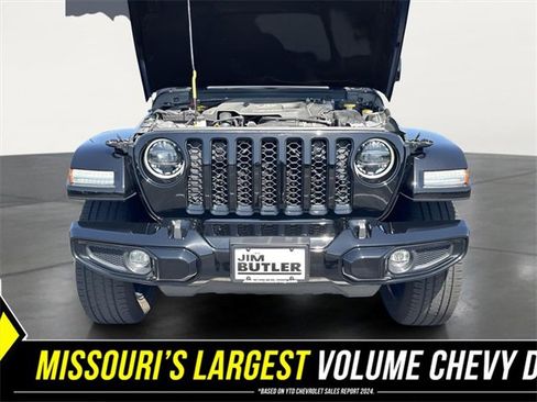 Used 2023 Jeep Gladiator Overland image 24