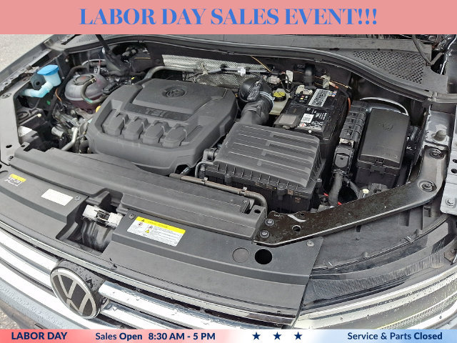 Used 2023 Volkswagen Tiguan SE w/ Panoramic Sunroof Package AWD/4WD image 29