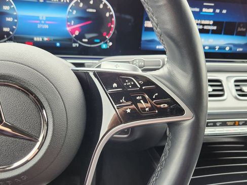 Used 2025 Mercedes-Benz GLE 350 4MATIC image 17