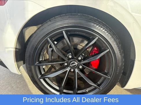 Certified 2025 Nissan Z Performance w/ Floor Mat Package RWD image 27