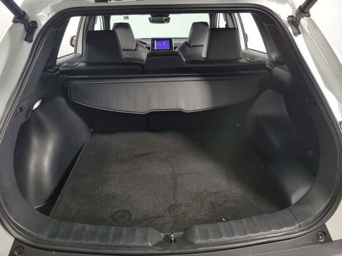 Used 2024 Toyota Corolla Cross XSE image 27