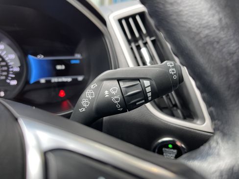 Used 2022 Ford Edge SEL image 21