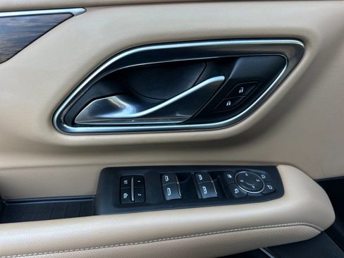 Used 2022 Chevrolet Tahoe Premier image 11