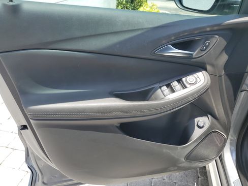 Used 2023 Buick Encore GX Select w/ Sport Touring Package FWD image 10