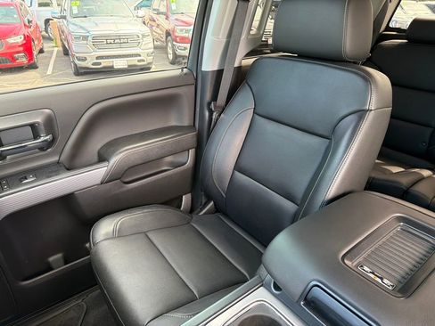Used 2018 GMC Sierra 1500 SLT w/ SLT Premium Package AWD/4WD image 38