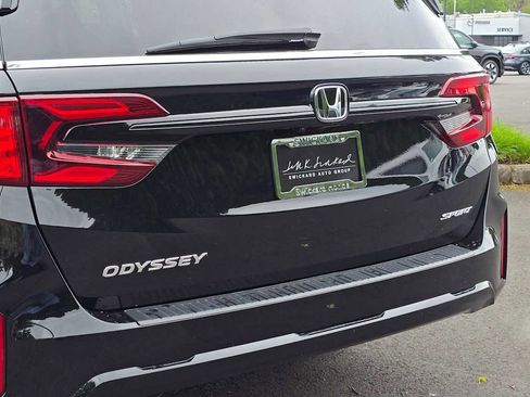 Used 2025 Honda Odyssey Sport-L image 14