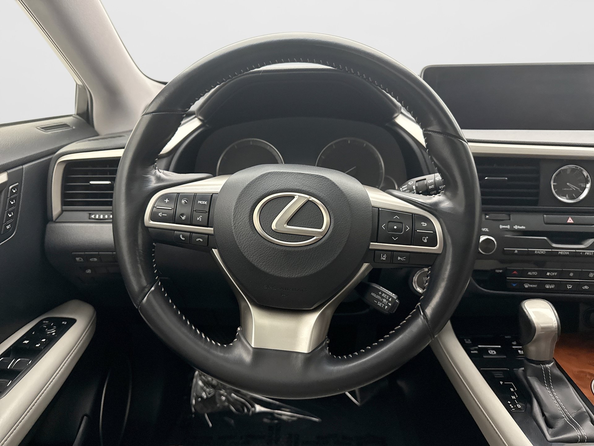 Used 2018 Lexus RX 350L AWD image 12