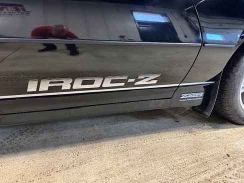Used 1987 Chevrolet Camaro LT image 6