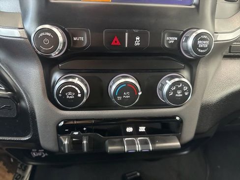 Used 2024 RAM 2500 Big Horn image 21